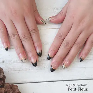ネイル Petit Fleur所属・青柳 亜梨奈のマツエク・マツパデザイン