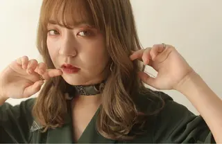 カラー 林 美月のヘアスタイル