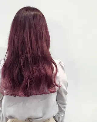 ロング カラー SALOWIN原宿iori所属・🩷🤍 NAMI🤍🩷のヘアスタイル
