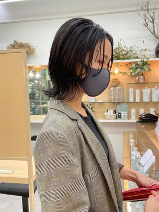 ショート カラー 髙橋 かすみのヘアスタイル