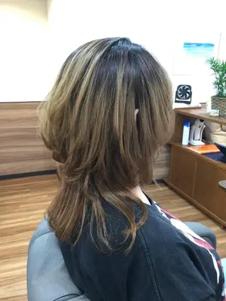 ミディアム Annon プライベートサロンのヘアスタイル