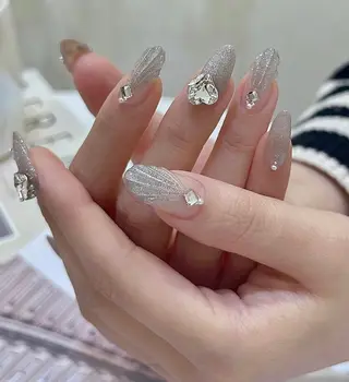 ネイル 💅E•U•B NAIL🌹所属・横浜市中区曙町 ネイルE·U·Bのネイルデザイン