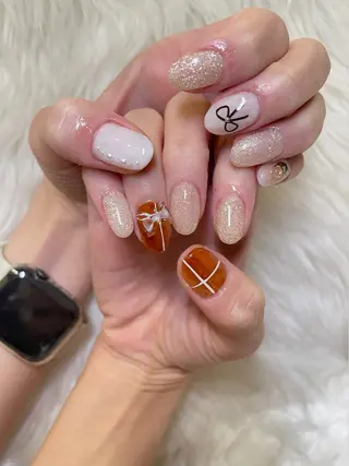 ネイル 楢本 彩耶のネイルデザイン