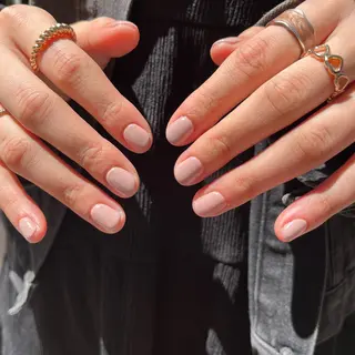 ネイル 生井 優花のネイルデザイン