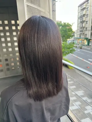 ミディアム 吉田 愛梨のヘアスタイル