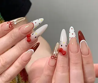 ネイル エ リのネイルデザイン