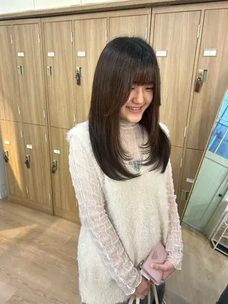ロング カラー 藤田 侑花のヘアスタイル
