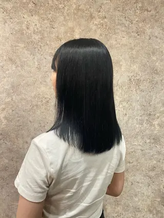 カラー みやもと みくのヘアスタイル