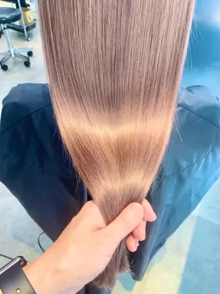 ロング 及川シゲル 髪質改善講師のヘアスタイル