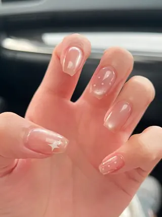 ネイル 佐藤 しおんのネイルデザイン