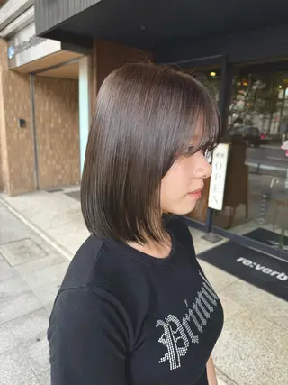 ミディアム カラー ヒナ子🦋 ブリーチカラーのヘアスタイル