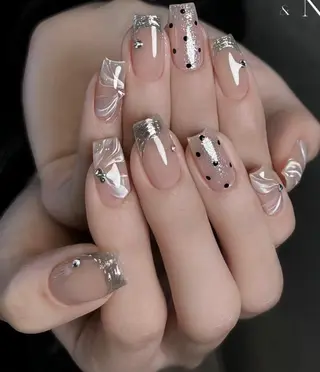 ネイル 南野 由希のネイルデザイン