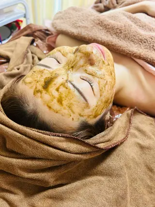 美容鍼灸サロン mahoroba院長のエステ・リラクイメージ