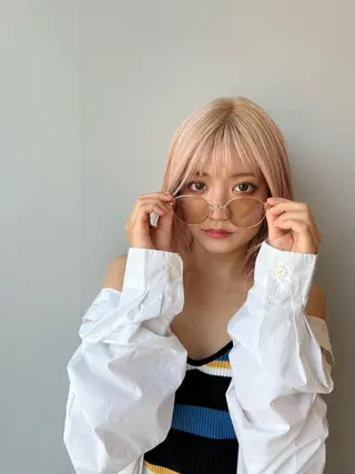 ミディアム 岸川 恭子のヘアスタイル