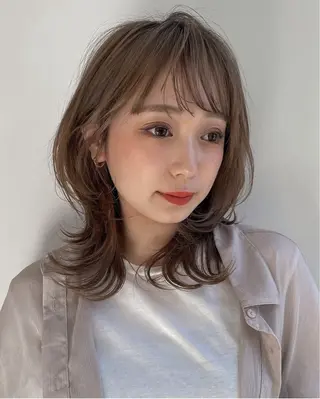 ミディアム TERU ADACHIのヘアスタイル