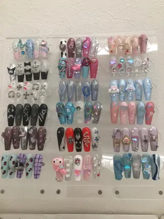 ネイル モナ& ミユのネイルデザイン