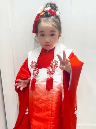キッズ 白髪ぼかしハイライト 着付けヘアアレンジのその他イメージ