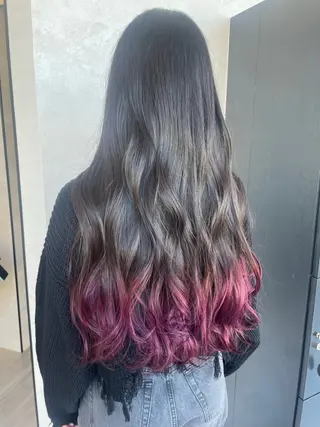 ロング カラー 石坂 瀬音のヘアスタイル