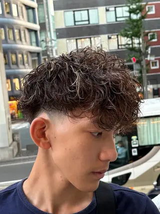 ショート パーマ メンズ KING of hair by NOISMメンズサロン梅田茶屋町店所属・茶屋町メンズサロン 小野湧翔のヘアスタイル