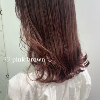 セミロング カラー パーマ ヘアアレンジ メンズ ネイル マツエク・マツパ linette所属・🐩推し活🐩 FUTABA🍒のヘアスタイル