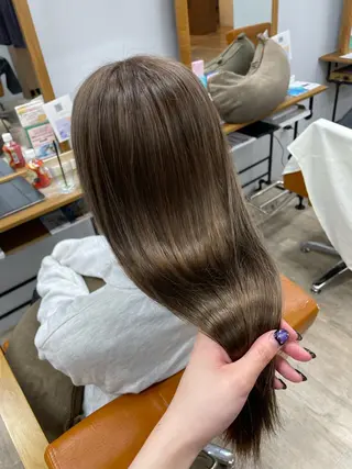 ロング カラー Nail &Beauty by UNO伊勢原所属・COCO .のヘアスタイル