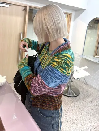 ショート カラー pele 梅田　annex所属・PELEハイトーン shinobuのヘアスタイル