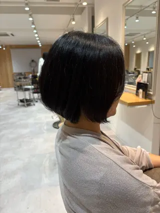 ショート カラー 藤田 小波のヘアスタイル
