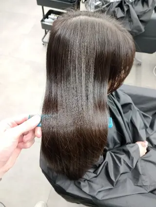 ロング カラー D/i所属・4店舗フリーランスⅠ Y/no〈夜のスパ〉のヘアスタイル