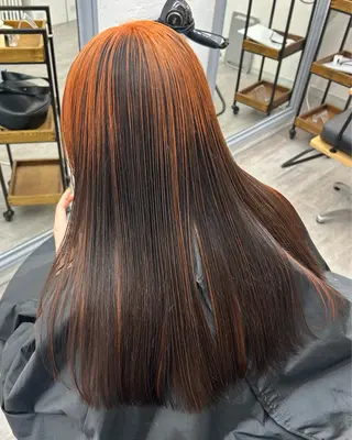 カラー MAMI / Lienのヘアスタイル