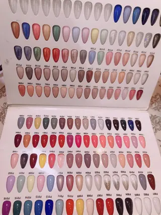 ネイル マツエク・マツパ TotalBeautysalonCURE所属・CURE 朱梨のマツエク・マツパデザイン