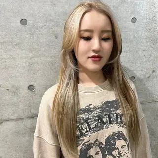 ロング 🎀ハイトーン/レイ ヤー/Reina🎀のヘアスタイル