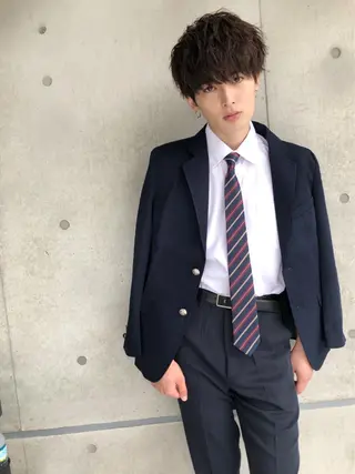 ショート パーマ メンズ 赤み消し🌿 透明感カラー🫧のヘアスタイル