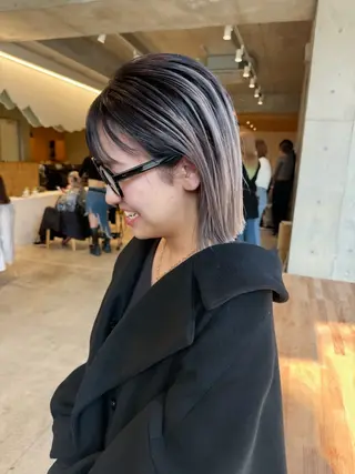 ショート カラー ヘアアレンジ ミニボブ/ブリーチ 🌈MISATOのヘアスタイル