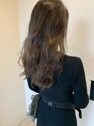 ロング カラー 透明感/ブリーチ縮毛 /髪質改善/星野純一のヘアスタイル