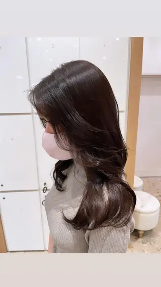 ロング カラー ヘアアレンジ 椿森 美瑠紅の眉毛・アイブロウイメージ