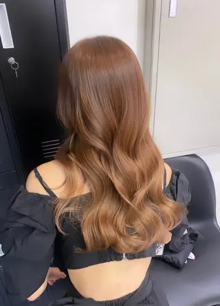 ロング カラー 名古屋栄♡PELE 上品な透明感ベージュのヘアスタイル