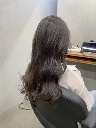 ロング ひより ／Nのヘアスタイル