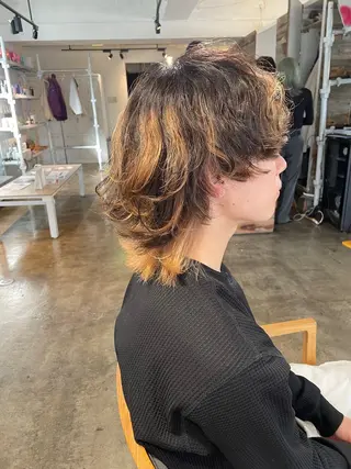 ミディアム メンズ ハイトーン/レイヤー /ケアブリーチ石川治のヘアスタイル