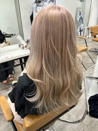 ロング カラー ️🩵透明感カラー Yūka🩵のヘアスタイル