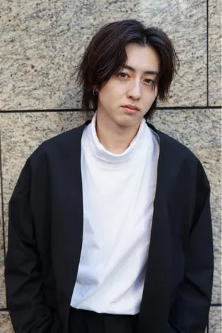 ショート カラー パーマ メンズ メンズカット曲がる 縮毛矯正佐々木タクマのヘアスタイル