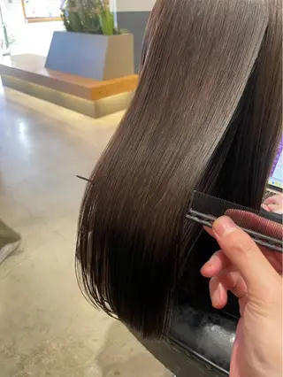 セミロング 伊藤 菜奈子のヘアスタイル