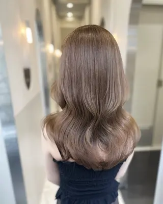 ミディアム IVE所属・ブリーチなし🤍 渋谷／原島杏奈のヘアスタイル