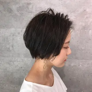 ショート カラー アンダーバーホワイト_WHITE所属・_WHITE芝本 賢吾【天王寺店】のヘアスタイル