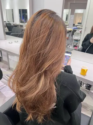 ロング カラー 艶ハイトーン‪‪🔆 ️️️安座間 希のヘアスタイル