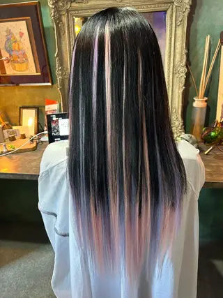 ロング 西村 真実子のヘアスタイル