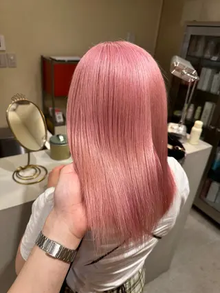 ミディアム カラー SALOWIN 梅田茶屋町店所属・梅田/ベージュカラー /ブリーチカラーのヘアスタイル