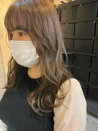 ロング 大橋 美咲のヘアスタイル