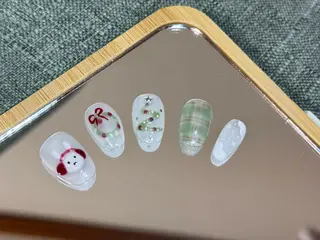 ネイル グエンティ チャミのネイルデザイン