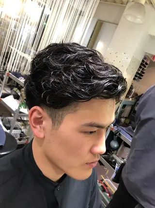 パーマ メンズ 西山 恵太郎のヘアスタイル