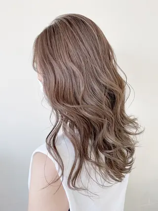 ロング カラー 杉村 未来のヘアスタイル